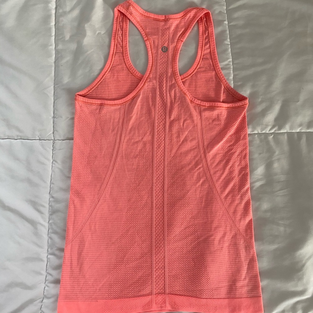Lululemon Swiflty Tech Racerback - Picture 6 of 8